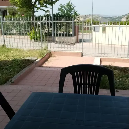 Abruzzocasacampagna Angelozzi Castilenti Holiday home *